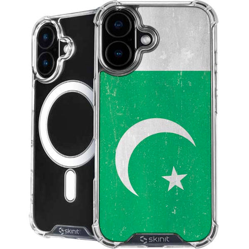 Pakistan Flag Distressed iPhone 17 MagSafe Case